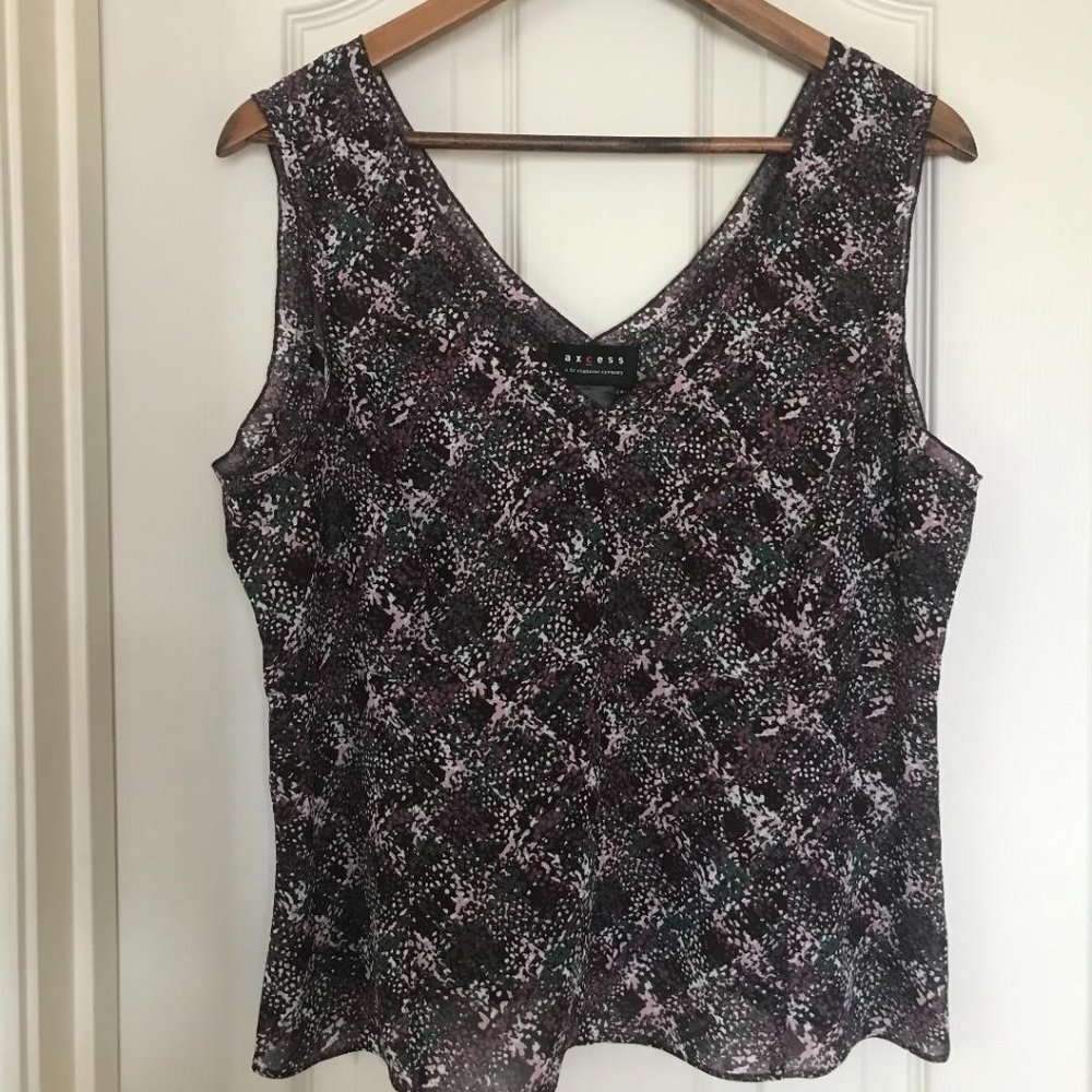 Axcess by Liz Claiborne V-Neck Sleeveless Blouse - Picture 8 of 13